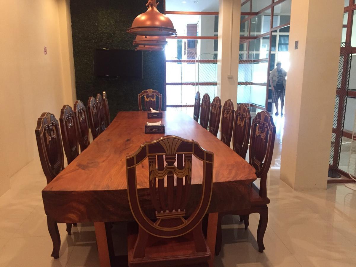 Aura Residence Savannakhet Extérieur photo